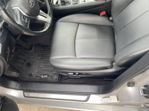 2018 Infiniti Q50 3.0T Luxe