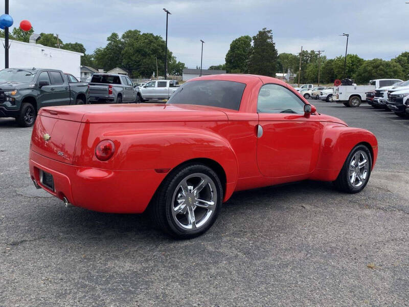 2004 Chevrolet SSR LS