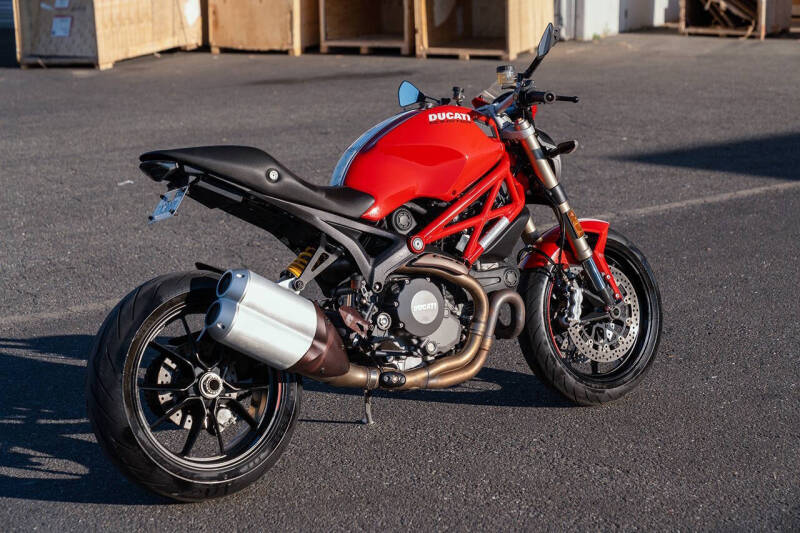 2013 Ducati Monster 1100 EVO