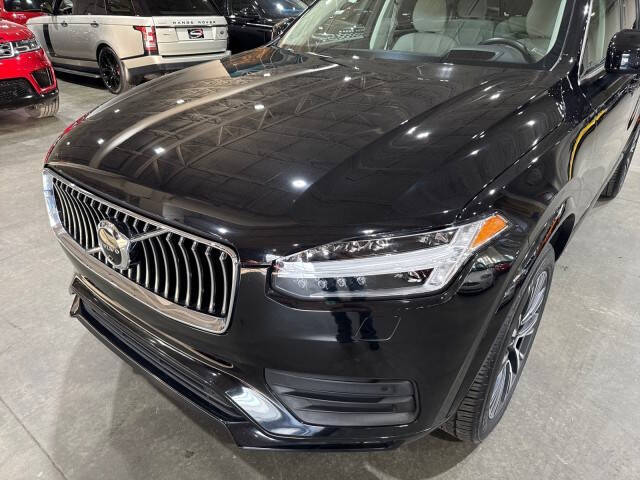 2022 Volvo XC90 T5 Momentum