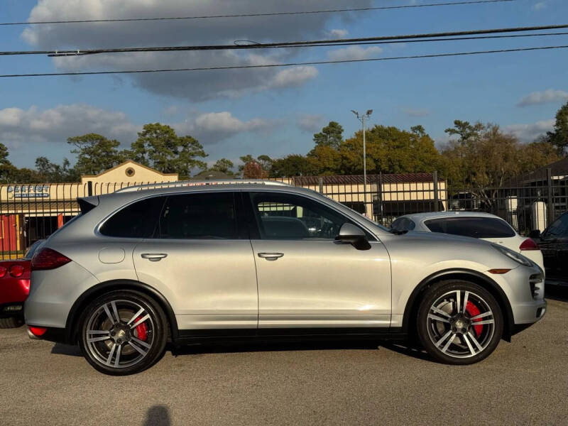 2012 Porsche Cayenne Turbo