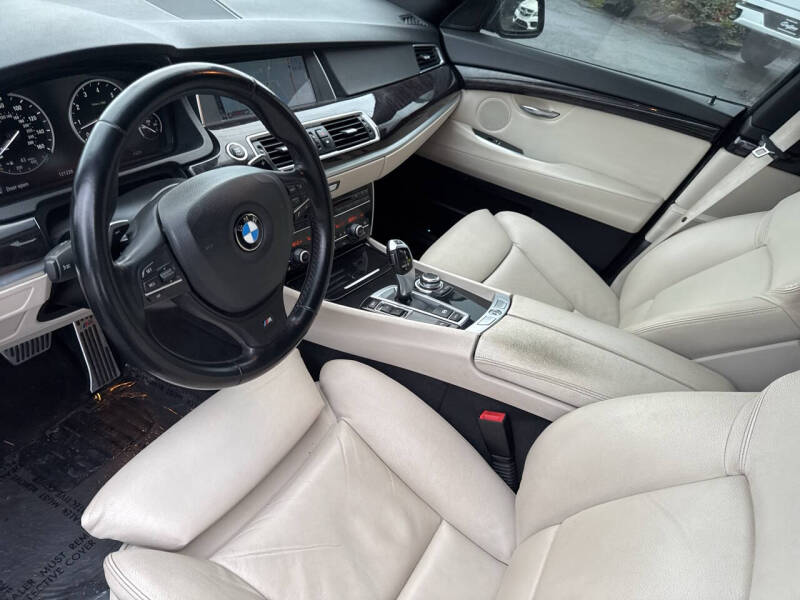 2012 BMW 5 Series 535i Gran Turismo