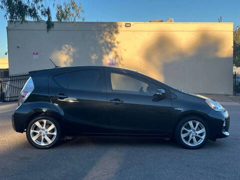 2013 Toyota Prius c