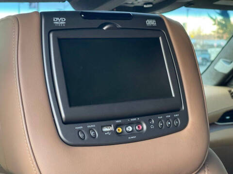 2017 Cadillac Escalade ESV Platinum