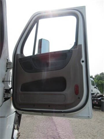 2015 Freightliner Cascadia