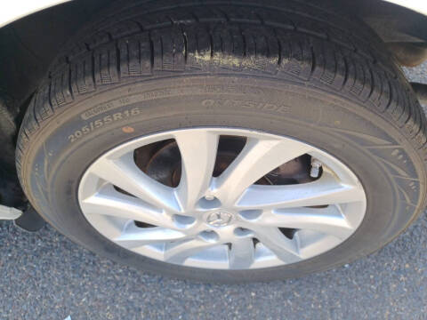 2013 Mazda MAZDA3 i Touring