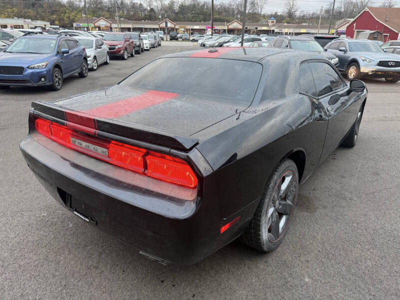 2013 Dodge Challenger SXT