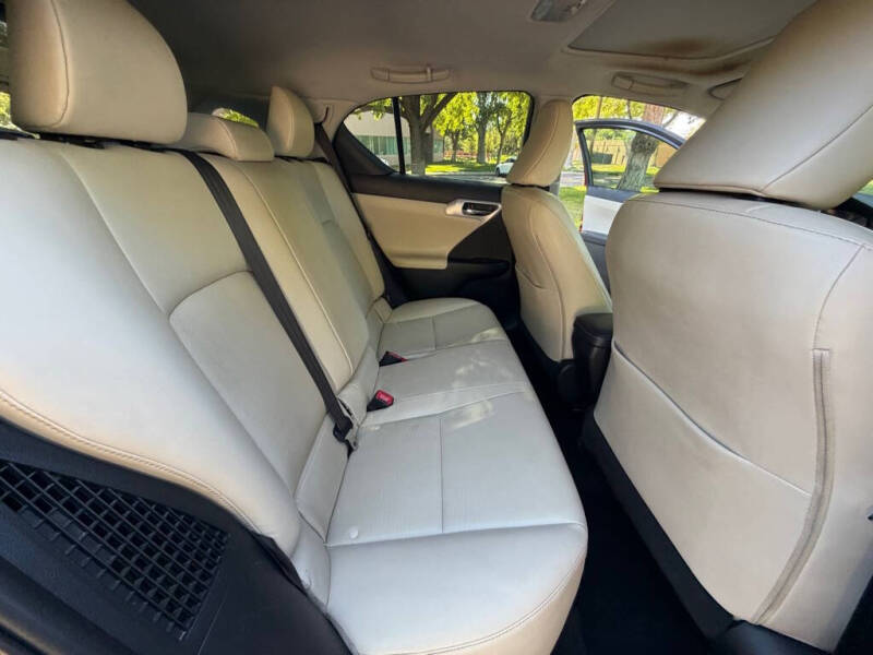 2015 Toyota Prius One