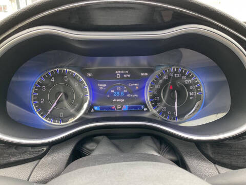 2015 Chrysler 200 C