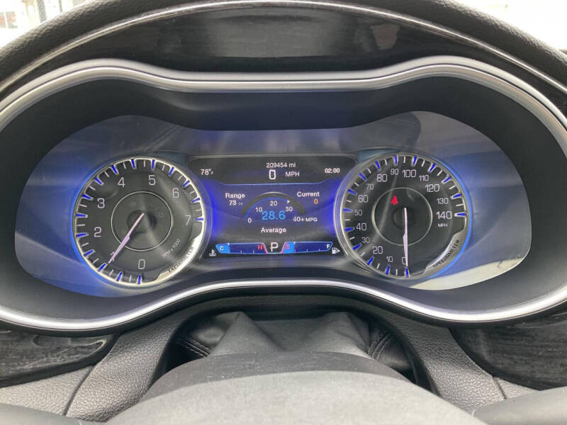 2015 Chrysler 200 C