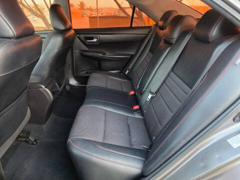 2017 Toyota Camry LE