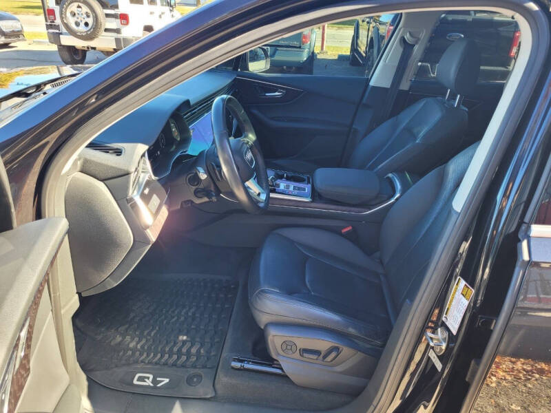 2020 Audi Q7 quattro Premium Plus 55 TFSI