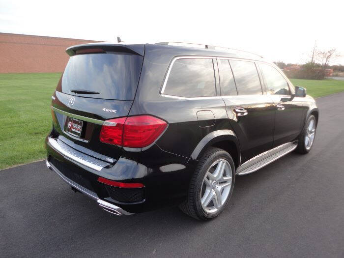 2015 Mercedes-Benz GL-Class GL 550 4MATIC