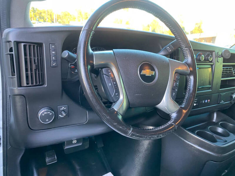 2019 Chevrolet Express 2500