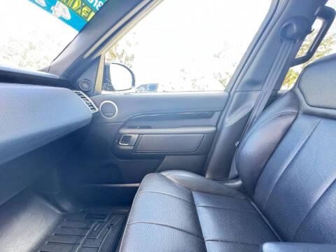 2020 Land Rover Discovery SE