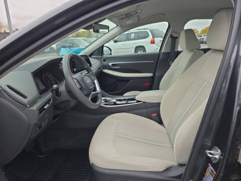 2022 Hyundai Sonata SEL