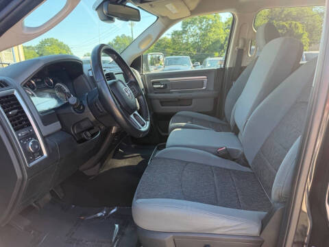 2017 RAM 1500 SLT
