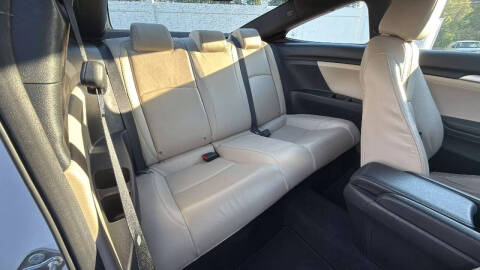 2019 Honda Civic Touring