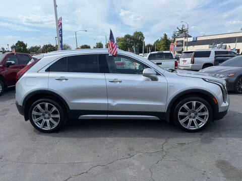 2019 Cadillac XT4 Premium Luxury