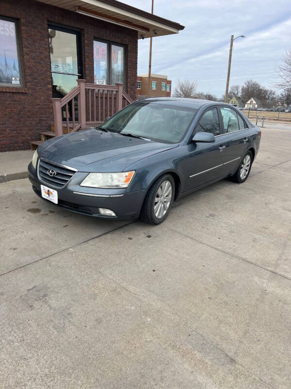 2009 Hyundai Sonata for sale at CARS4LESS AUTO SALES in Lincoln NE