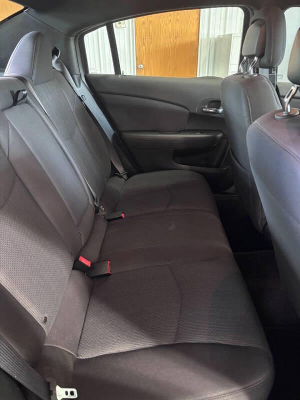 2013 Chrysler 200 LX