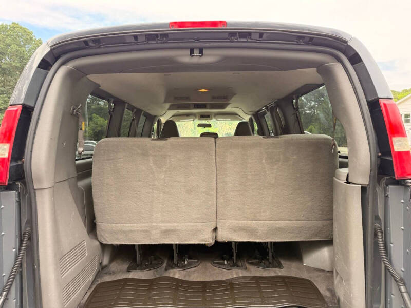 2017 GMC Savana LT 2500
