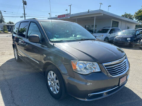 2015 Chrysler Town and Country for sale at Dream Motors in Sacramento CA