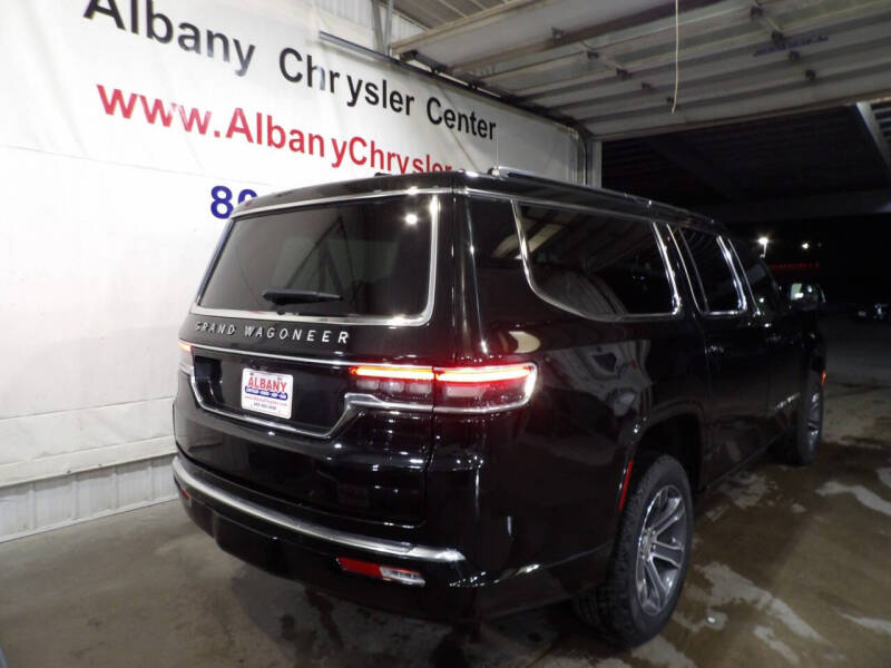 2024 Jeep Grand Wagoneer L