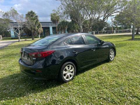 2017 Mazda MAZDA3 Sport