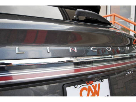 2019 Lincoln Nautilus Select