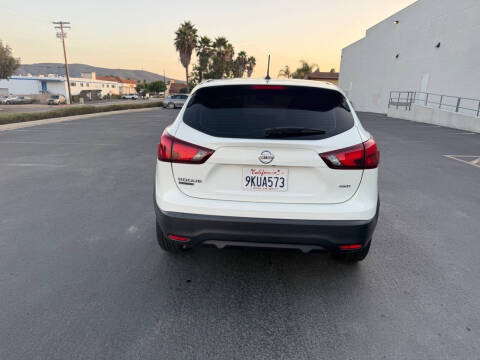 2019 Nissan Rogue Sport S