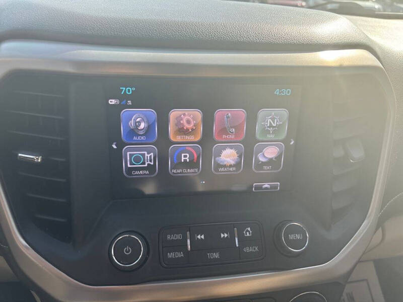 2017 GMC Acadia Denali