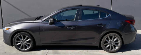 2018 Mazda MAZDA3 Grand Touring