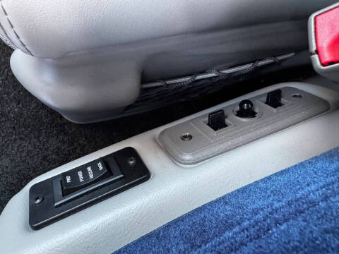 2025 Chevrolet Express 2500