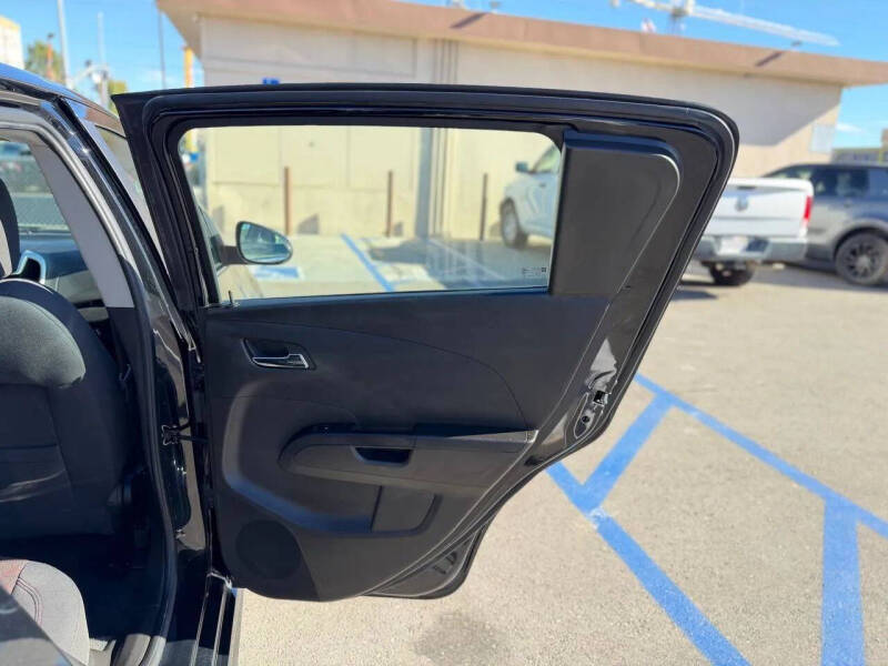 2019 Chevrolet Sonic LT Auto