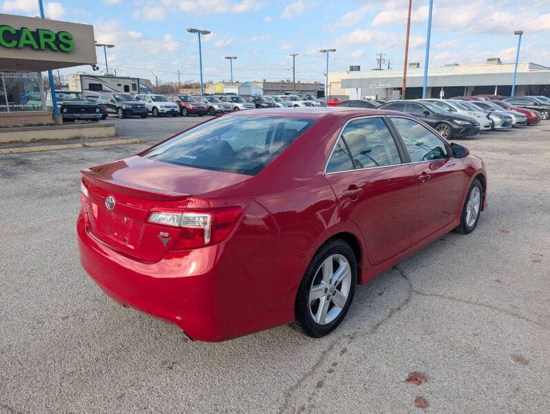2013 Toyota Camry SE