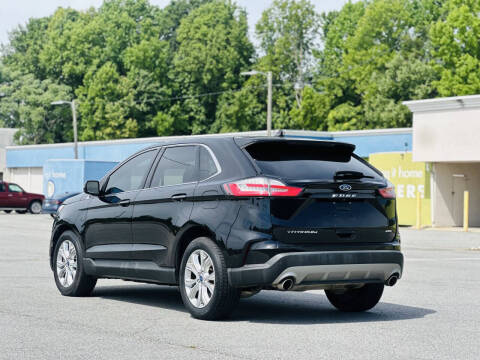 2022 Ford Edge Titanium