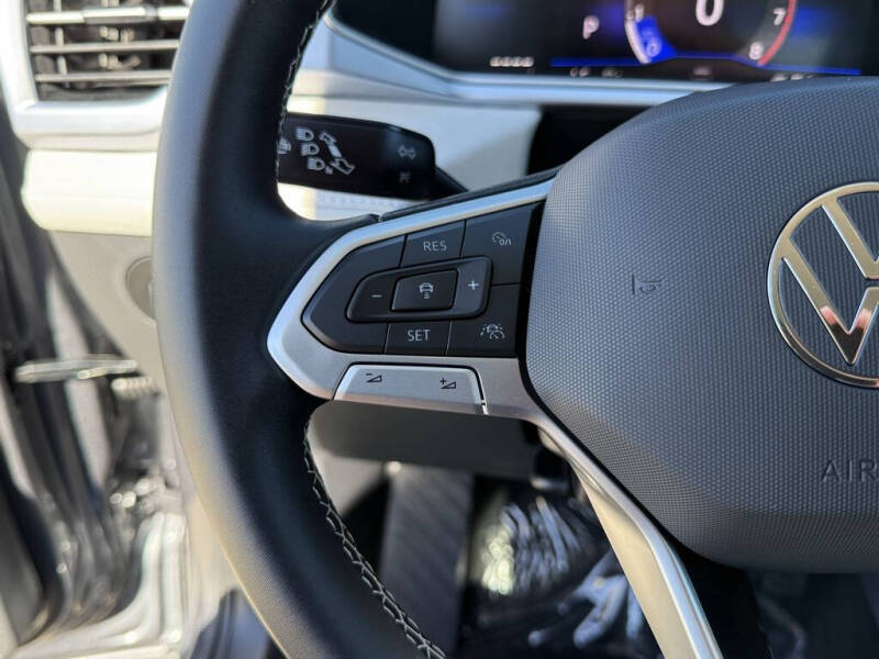 2026 Volkswagen Taos SE