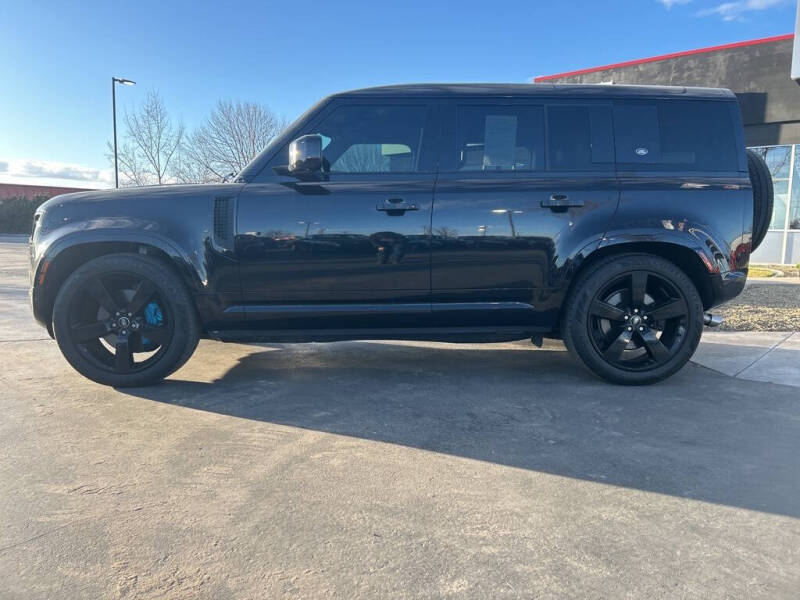 2022 Land Rover Defender