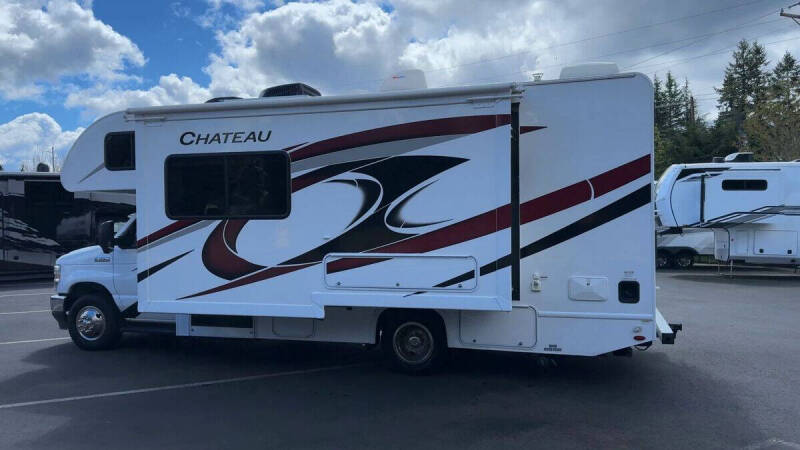 2022 Ford E-Series