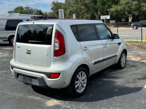 2013 Kia Soul +