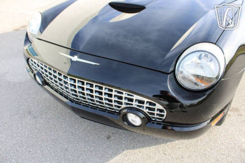 2005 Ford Thunderbird Deluxe