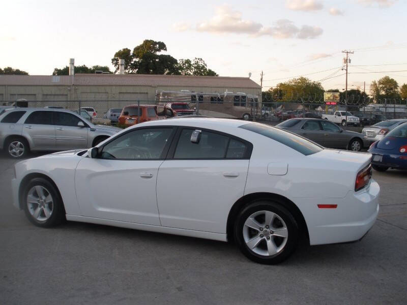 2012 Dodge Charger SE