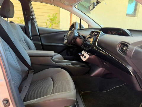 2016 Toyota Prius Two