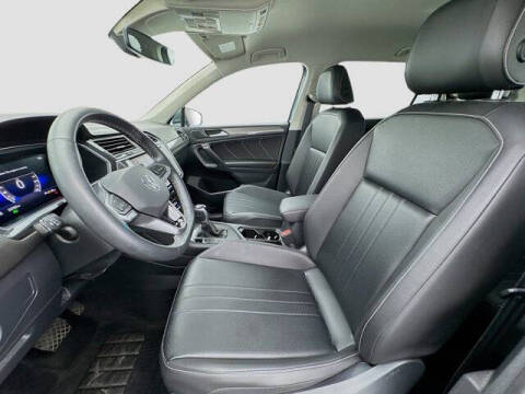 2022 Volkswagen Tiguan SE