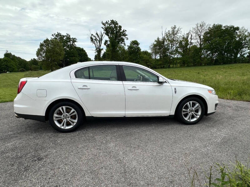 2010 Lincoln MKS