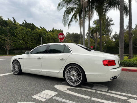 2018 Bentley Flying Spur V8