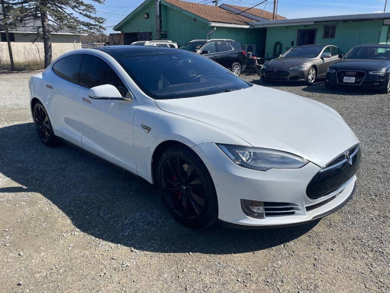 2015 Tesla Model S P85D