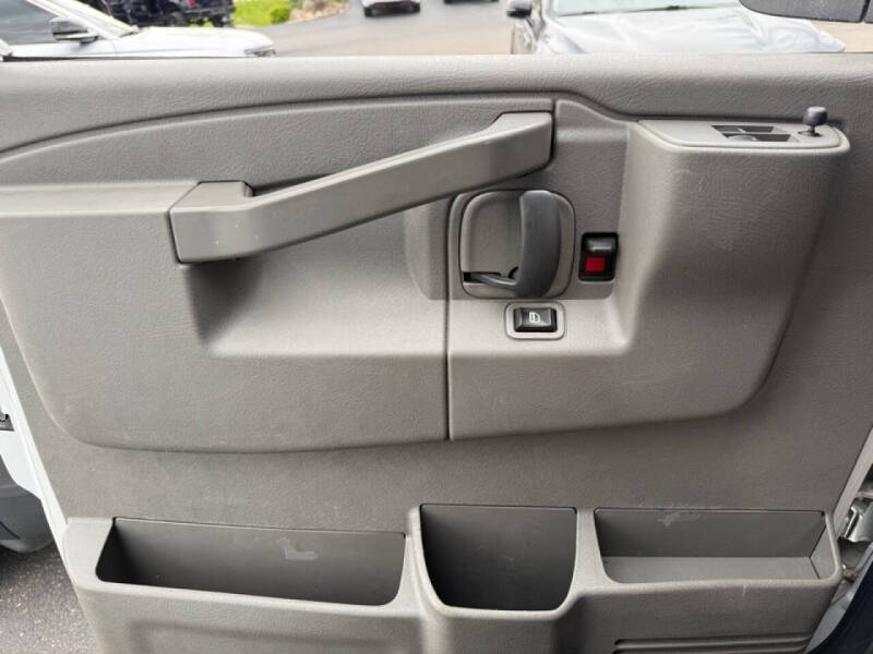 2019 Chevrolet Express 2500