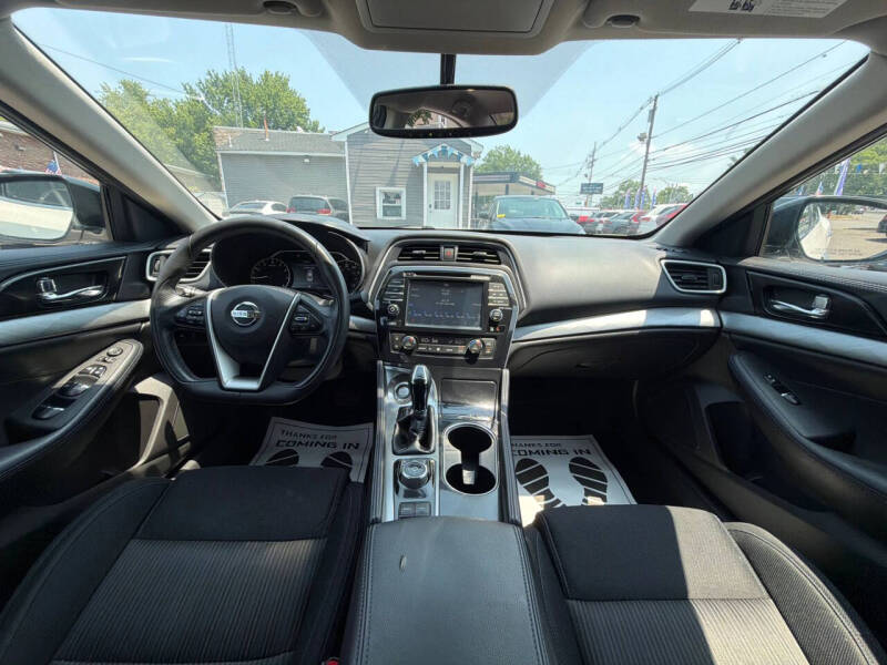 2018 Nissan Maxima